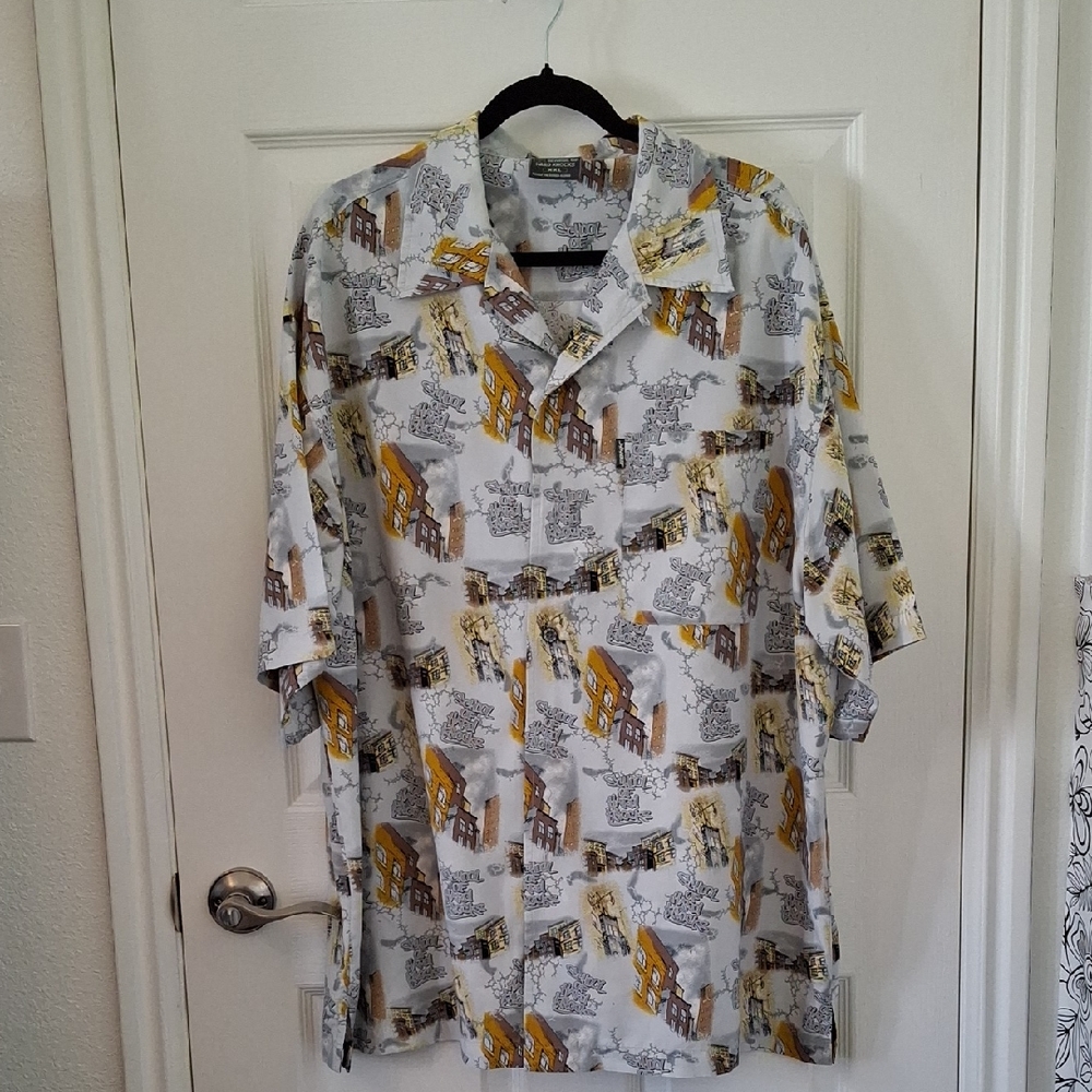 Men's Short-Sleeve School of Hard Knocks Button-Up Shirt